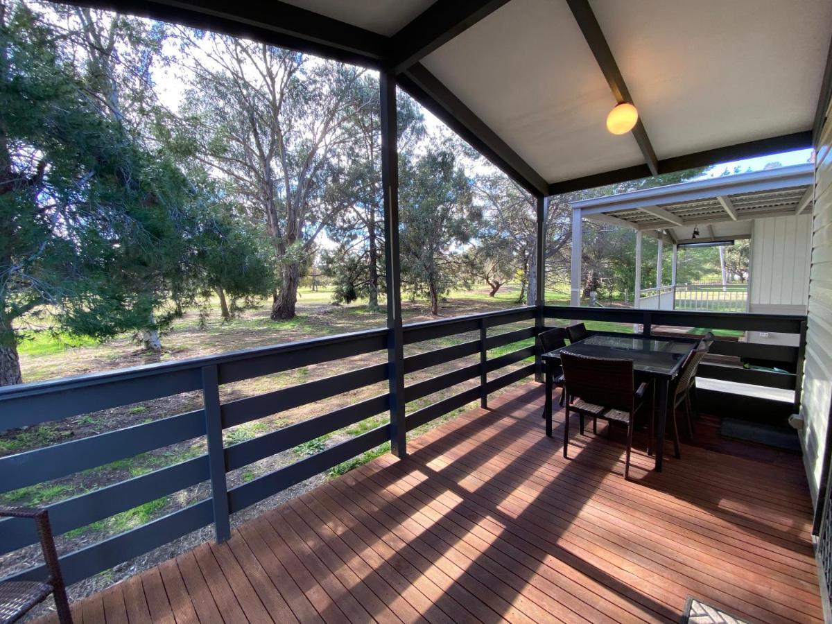 Cobram Barooga Golf Resort Exterior photo