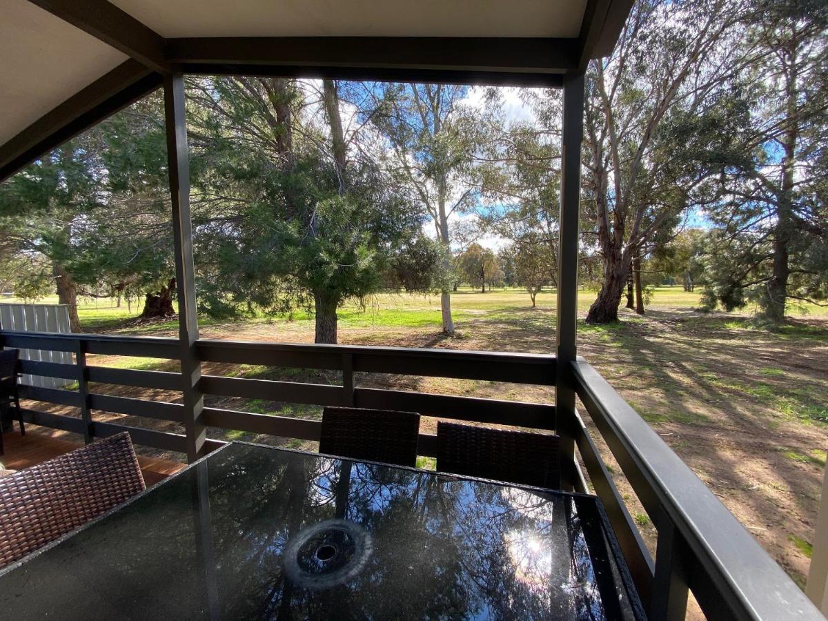 Cobram Barooga Golf Resort Exterior photo