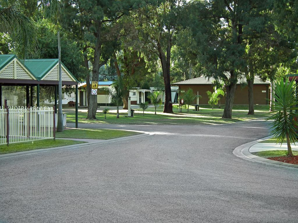 Cobram Barooga Golf Resort Exterior photo
