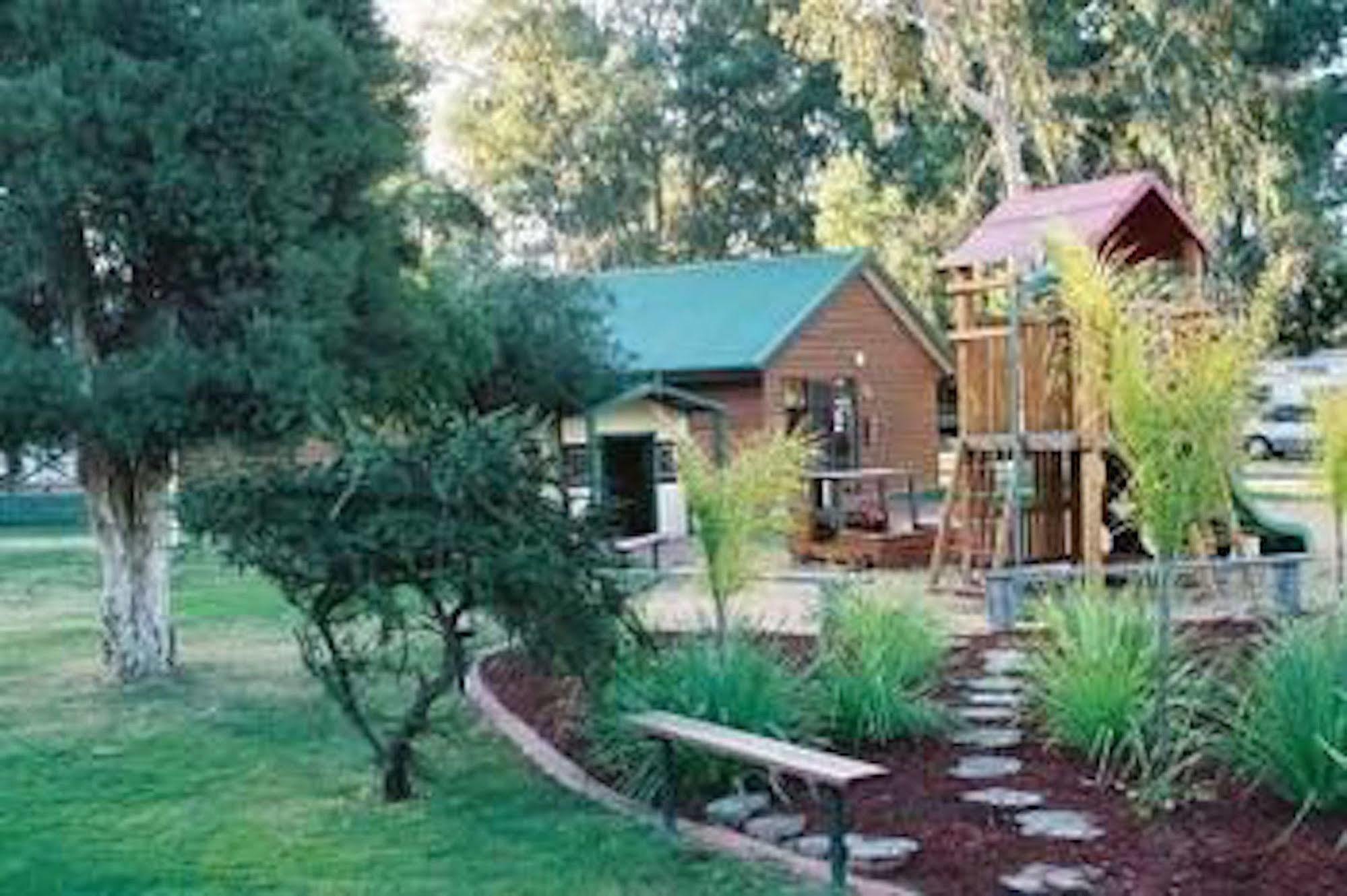 Cobram Barooga Golf Resort Exterior photo