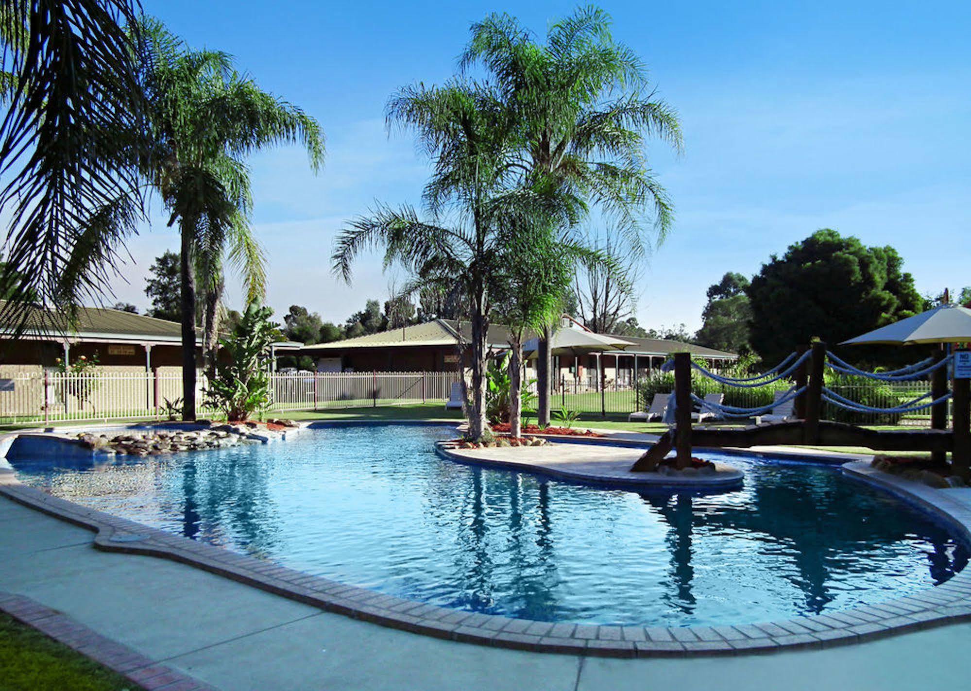 Cobram Barooga Golf Resort Exterior photo